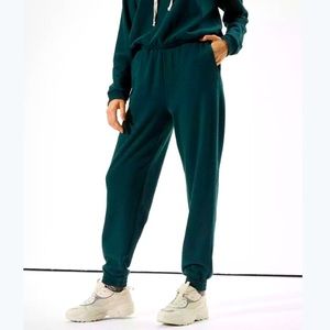 AE Fleece Boyfriend Jogger